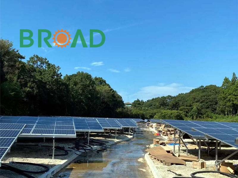 ground pile solar mounting system